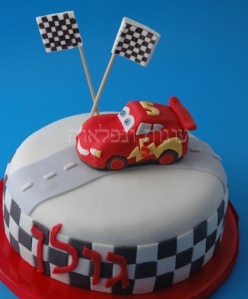 עוגת יום הולדת ספידי מכונית